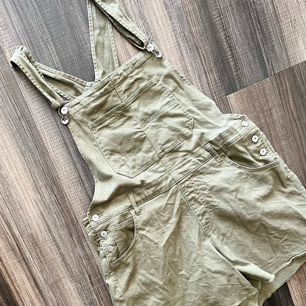 Olive Green Short Overalls - Picture 3 of 8